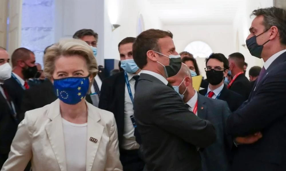EUMED 9: Κρίσιμη σύνοδος με τον Μακρόν στην Αθήνα, μετά τη «βόμβα» της AUKUS